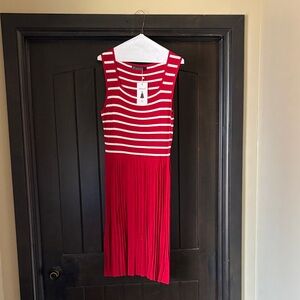 Red and White Striped Sleeveless Pleated Dress